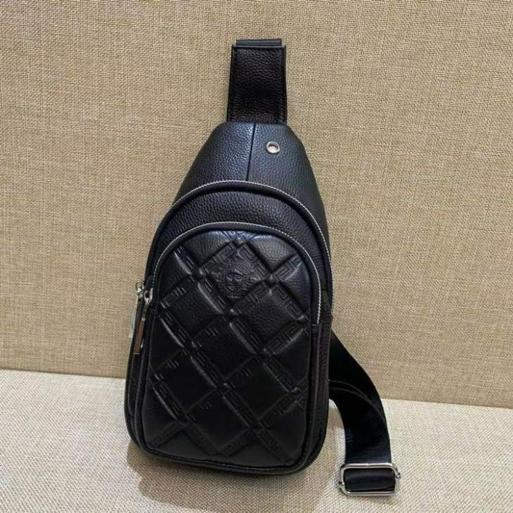 Picture of Louis Vuitton Mens Bags _SKUfw145877921fw